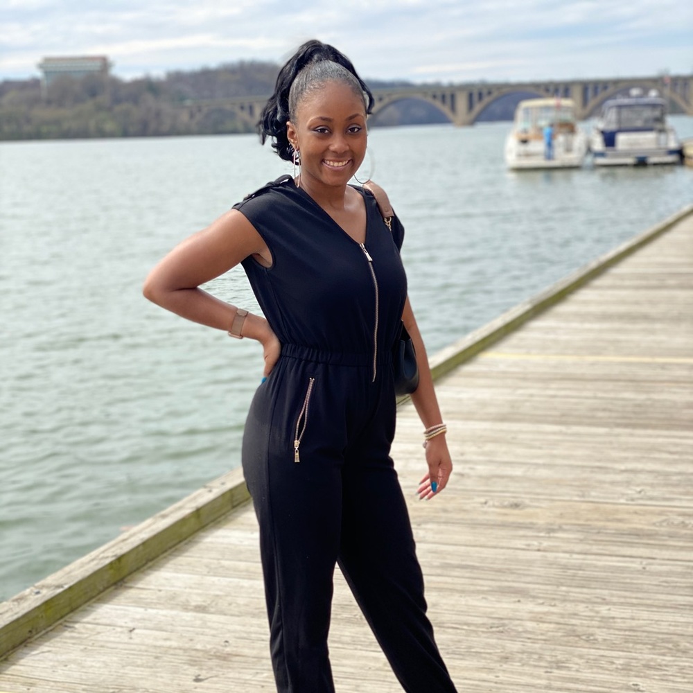 Meet your Posher, Ariana